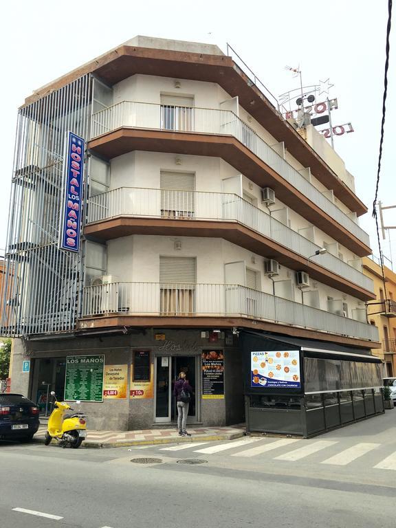 Hostal Los Manos 布拉内斯 外观 照片