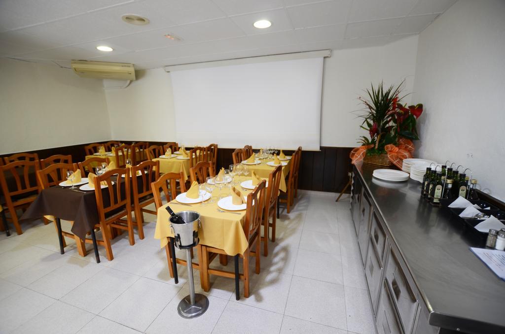 Hostal Los Manos 布拉内斯 外观 照片
