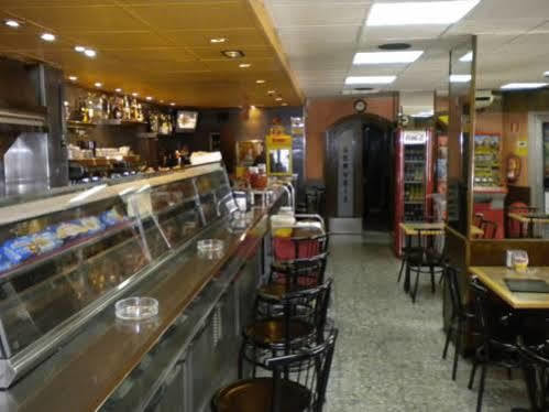 Hostal Los Manos 布拉内斯 外观 照片